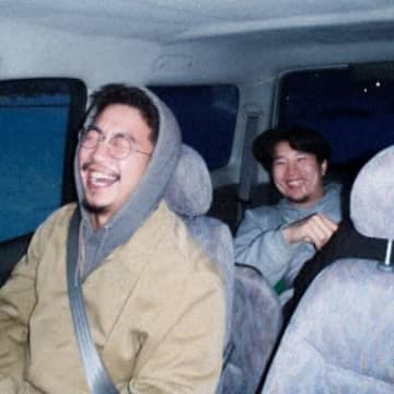 北海道と東京の2拠点ツーピースバンド、flip-flopsが5thアルバムより先行シングル「super close」のMVを公開