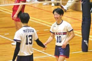p【バレーボール】速攻光る全員攻撃バレーで因縁の日大を撃破！　昇格に一歩前進／秋季関東大学男子２部バレーボールリーグ戦 第７日 vs日大/p