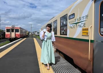 ひたちなか海浜鉄道、「那珂湊のおさかな列車」で久野知美とお出かけ！人情と海の幸の癒し旅 【前編】