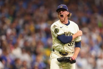 ブルワーズが７年ぶりNLCS進出！ 本拠地でドジャースと決戦へ　カブス鈴木誠也は同点ソロ弾も一歩及ばず地区S敗退