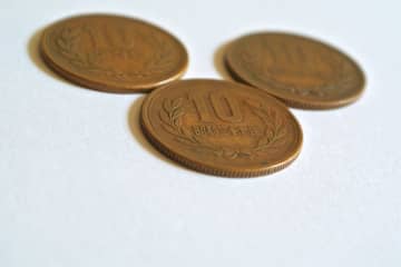 実家で「ギザ10」を帰省時に発見。未使用品なら“6000倍の価値”がつくケースも!? 価値がつく条件や高く売るコツも解説！