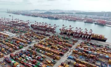 中国、トランプ氏の１００％追加関税への報復を示唆