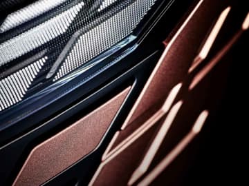 日産、ジャパンモビリティショー2025で新型エルグランド世界初公開！電動化と未来志向の“日産ワールド”を体感せよ