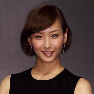 ミキティ&庄司智春はレギュラーゲット、唐沢寿明&山口智子は仲良く独立へ…だから夫婦円満は価値がある（桧山珠美／コラムニスト）