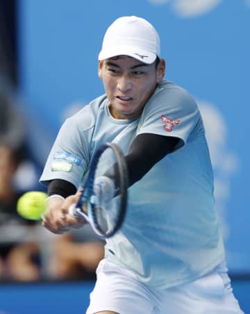 テニス、田口涼太郎が初優勝　全日本選手権
