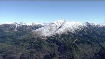 【冬到来】北海道の最高峰旭岳で初冠雪＿今季1番の肌寒さで暖房需要高まる北海道＿高止まりの灯油価格とストーブ火災に注意！シーズン前の安全点検を！