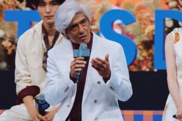 日曜劇場『ザ・ロイヤルファミリー』の出演者がイベントに揃って登場、撮影現場の様子を紹介