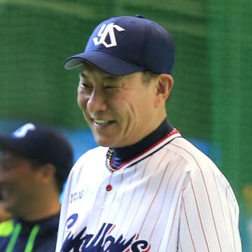 ヤクルト池山新監督の「意外な評判」 二軍を率いて最下位、その手腕を不安視する声が少なくないが…