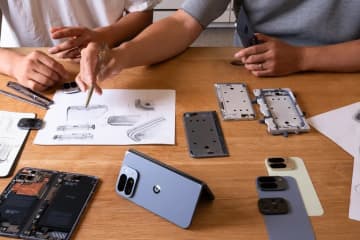 「Pixel 10 Pro Fold」のヒンジはギアがない、グーグルが解説するその仕組み