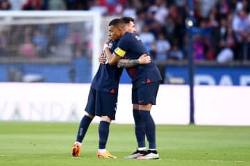 エンバペ 、PSGの“元同僚”メッシとの共演を回想「あの2年間はとても実りの多い時間だった」