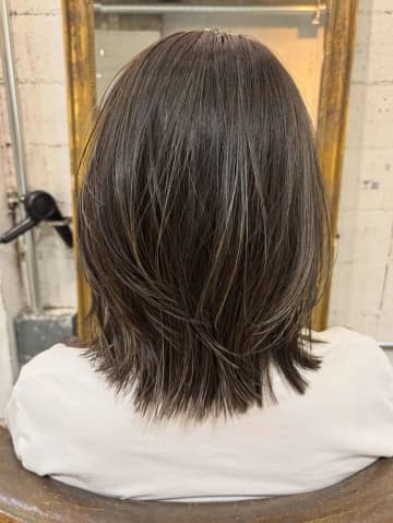 エッ、これも白髪ぼかし！？【40・50代のこなれヘア】即マネさせてーッ！！