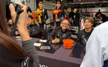 トヨタの「新プロジェクト」？　富士スピードウェイの「GR GTコーナー」看板について、豊田章男会長に聞く