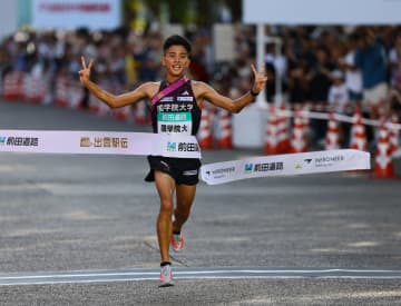 出雲駅伝は國學院大學が連覇！　3区の野中恒亨が留学生ランナーの集団で激走　4区の辻原輝が区間新記録で逆転