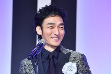 草なぎ剛が一風変わったキャンプ旅行を告白「ちょっと楽しんで、近くの高級ホテル泊まってます」