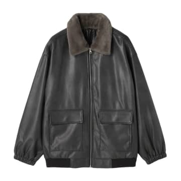 『4,000円以下』だと！？【ワークマン】「高見えブルゾン」が超使えそう♡