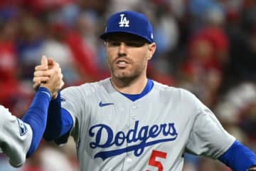 大谷翔平より目立った“謎の8秒”　最後に現れた同僚にファン注目「ずっと目が合う」