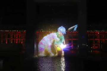万博閉幕日、最後の水上ショーは制作・運営スタッフが見送る特別演出「アオと夜の虹のパレード The Finale」