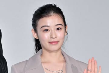 「やばい」　雰囲気ガラリのヘアチェンジ、森七菜ハイトーンメッシュに「新鮮」「どんどん進化」