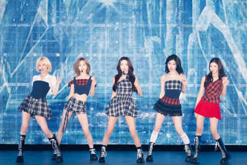 ITZY、初の大型ファンミーティング3日間完走！「ROCK & ROLL」初披露！18曲を超える圧巻のパフォーマンスで魅了！