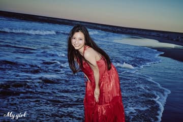 声優・高野麻里佳、デジタル写真集「embrace」リリース　声優ビジュアルブック「My Girl」オール未掲載カットで構成