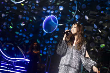 【ライブレポート】JUJU、“ジュジュの日”にツアーファイナル公演開催。カバーアルバム発売＆2026年全国ホールツアー開催決定も