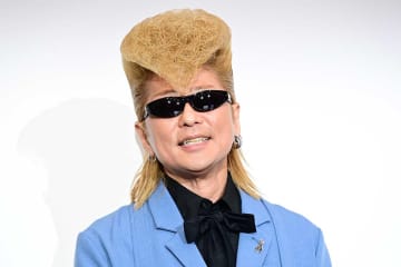 「胸アツすぎる」　綾小路翔、まさかのポストにファン騒然「すごっ！w」「マジでバックにいる奇跡」