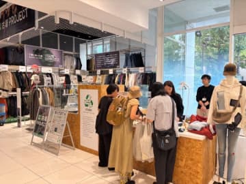 ユニクロの刺繍サービスで、手持ちの服がこれだけ変わる！汚れやシミ隠しにもおすすめ【リペア体験レビュー】