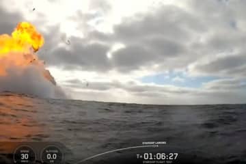 スペースＸの「スターシップ」、インド洋への着水に成功　８月に続き２回目