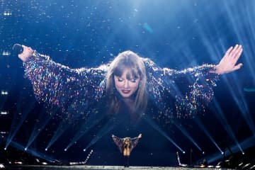 テイラー・スウィフト、米ビルボード・チャートでの新作の記録的デビューに感謝「400万回のありがとうを伝えたい」