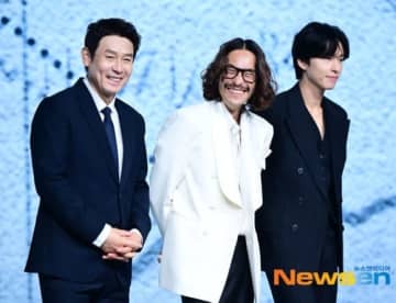 【PHOTO】ソル・ギョング＆ホン・ギョン＆リュ・スンボム、映画「グッドニュース」制作報告会に出席（動画あり）