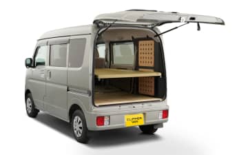 NMC、車中泊仕様車シリーズに軽自動車「クリッパーバン マルチラック」追加　価格210万6500円から