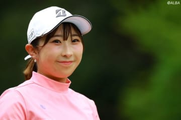 「愛が止まらないヨォ～」女子プロゴルファーが24歳の誕生日に笑顔満開！「かわいい」の声続出