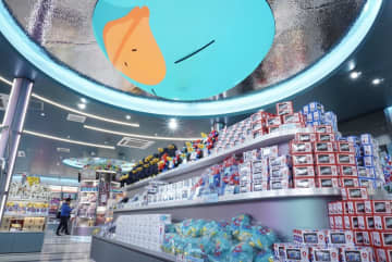 まだまだ買うぞ万博！　JR大阪駅にポップアップストアがオープン。新大阪・京都の駅土産店舗には専用コーナーも
