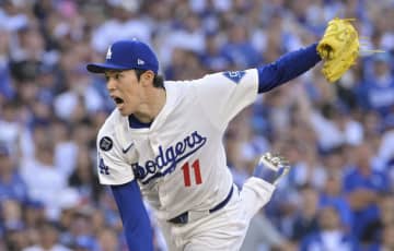 ピンチを救い、雄たけび上げた「守護神」佐々木朗希！ハイライトで振り返る【MLBポストシーズン】