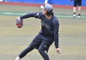 ロッテ・坂本光士郎、この秋は「安定感を求めていこうかなと」〜10月14日のZOZOマリン秋季練習〜