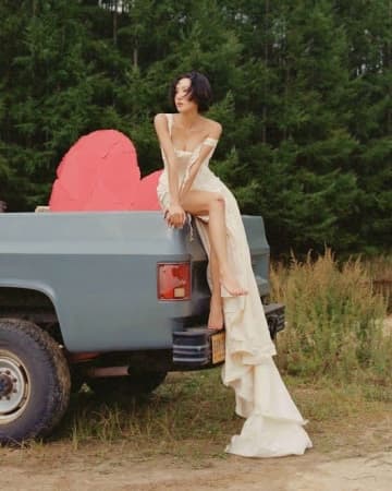 MAMAMOO ファサ、新曲「Good Goodbye」で10月15日にカムバック！コンセプトフォト公開
