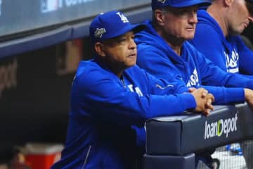 ド軍ロバーツ監督が失言を謝罪？　中継で思わず…レジェンドが苦笑「今の言葉は…」