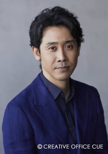 大泉洋、主演ドラマ会見で芸能生活30周年のサプライズ！SNSでは「30周年おめでとうございます」と祝福の声