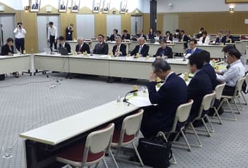 診療報酬の大幅引き上げ要求　医療団体、物価高で経営難