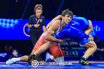 ＜レスリング＞【2025年世界選手権・レビュー（7）】男子フリースタイル86kg級／優勝選手・表彰式・闘いのあと