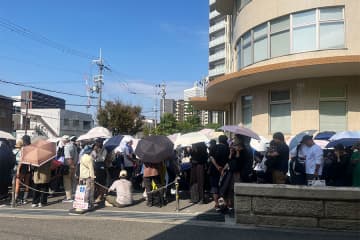 万博閉幕も…まだまだ盛り上がる！夢洲駅の６駅先に「万博ファン」大集合