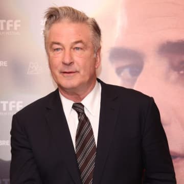 アレックとスティーヴン・ボールドウィン兄弟、ハンプトンズで自動車事故も無事