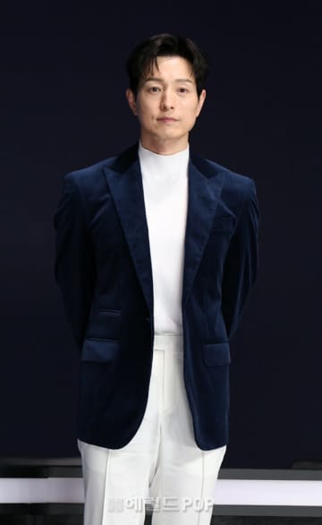 「ザ・グローリー」出演の俳優チョン・ソンイル、結婚9年で合意離婚で注目…過去出演「ユ・クイズ」での前妻との“ラブストーリー”が再発掘