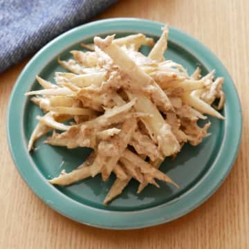 電子レンジでチンして和えるだけ！超簡単「ごぼうサラダ」の作り方