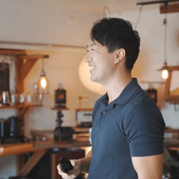 【独占】元ホームレス連続起業家が経営者インタビュー企画 「TOMOSHIVI」を開始!各分野で活躍する方々の本音を若い世代に届け「挑戦が当たり前な社会」の実現へ 自身のホームレス経験から「頼れる人がいない辛さ」を痛感した福田泰介が、各分野で活躍する方々の本音と学びを若い世代に配信する新インタビュープロジェクト