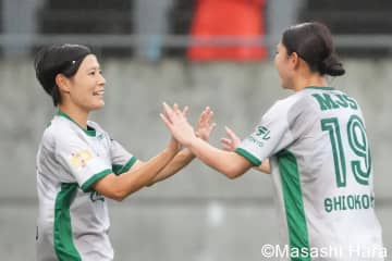 ついに帰ってきた“サッカー界の長澤まさみ”！試合はハットトリック塩越柚歩、MVP山本柚月、18歳の超新星、20歳のベレーザ新エースが躍動も…