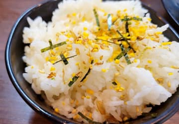 ごはんを手軽においしく コメ高騰で再評価進むふりかけ 経済性に支持高まる