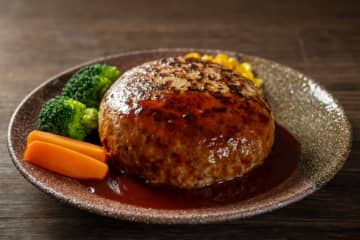 料理研究家リュウジ考案『餅ハンバーグ』普通のものにはもう戻れない！肉の旨み＆ふっくら感がたまらない絶品に「腹持ちも良さそう」「斬新なアイディア」の声