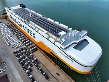 中国新エネ車、自動車市場をけん引　1～9月生産・販売1千万台超