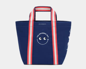 明治屋ストアー×アニヤ・ハインドマーチ　明治屋ストアー限定デザイン「The Universal Bag Mini」を数量限定で発売！